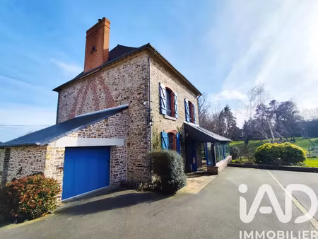 maison à tresbœuf (35320)