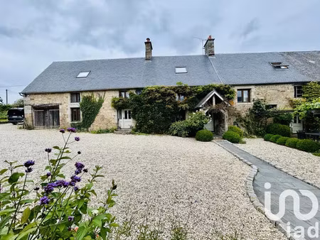 maison traditionnelle à le ferré (35420)