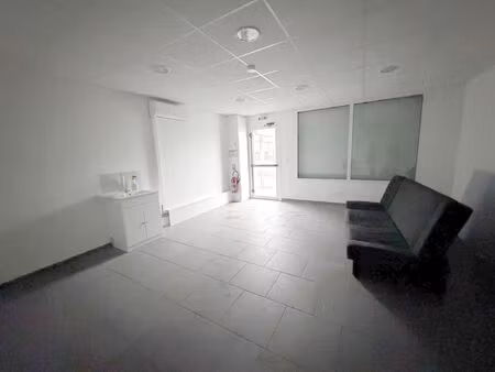 location commerce 2 pièces 60 m² à fonsorbes (31470)