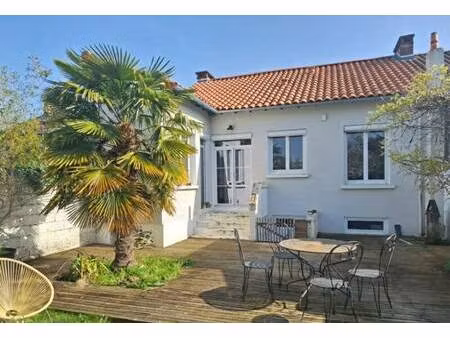 la roche-sur-yon (85000)