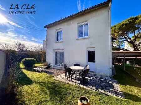 vente maison à niort (79000) : à vendre / 97m² niort