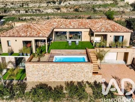 vente maison au castellet (83330) : à vendre / 288m² le castellet