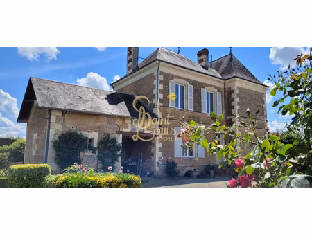 propriete 5 chambres dependances piscine  parc et petit etan