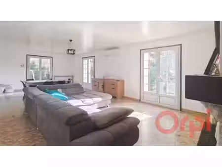 vente maison 5 pièces 145 m² servian (34290)