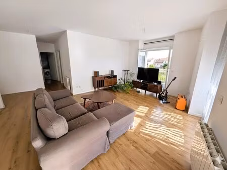 bizanos - appartement t3