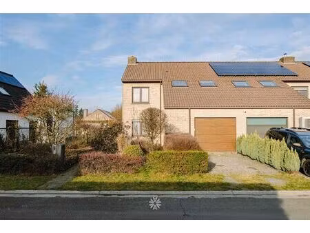 huis te koop in sint-amandsberg met 4 slaapkamers