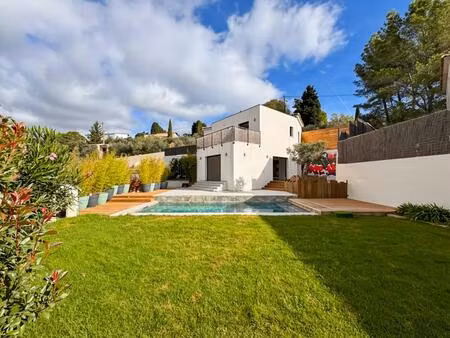 maison de 5 pièces de 135m² à lorgues