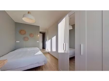 location appartement 6 pièces 90 m² à lyon 7 (69007)