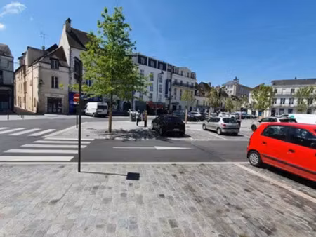 murs commerciaux à montargis (45200)