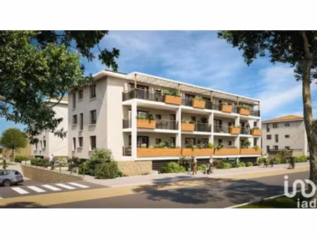 appartement à senas (13560)