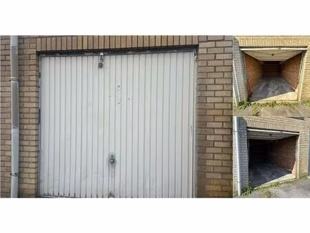 garage à vendre à theodoor coppensstraat 53-61 zellik (rbv37891)