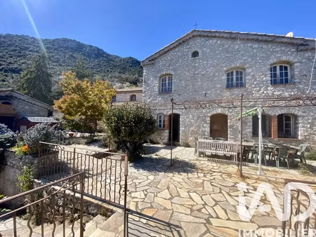 maison à châteauneuf-villevieille (06390)