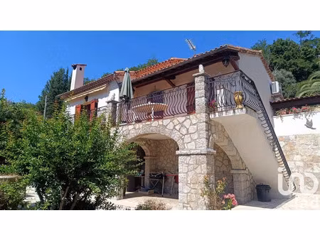 maison à le bar-sur-loup (06620)