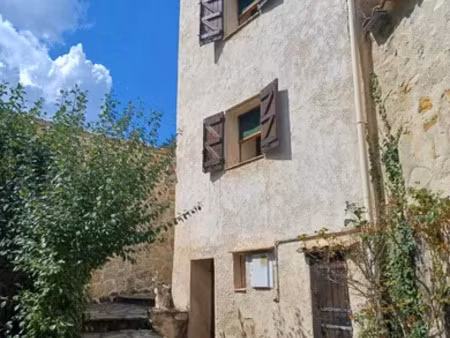 maison de village à le mas (06910)