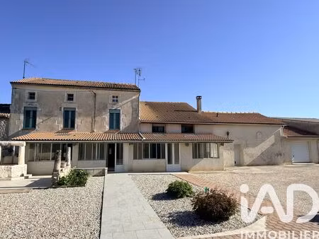 maison à saint-genis-de-saintonge (17240)