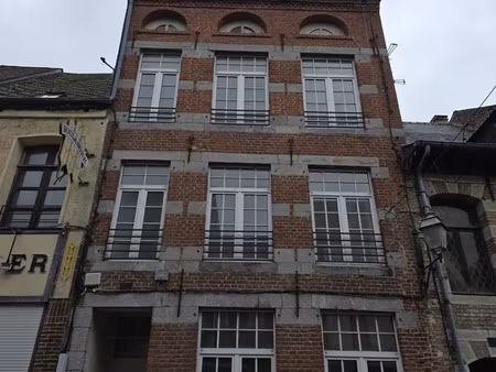 immeuble à avesnes-sur-helpe (59440)