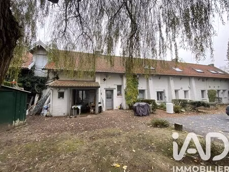 immeuble à lambres-lez-douai (59552)