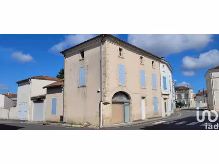 maison à néré (17510)