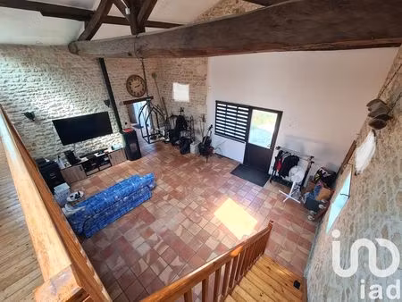 maison de campagne à beurlay (17250)