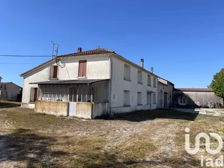 maison à jarnac-champagne (17520)