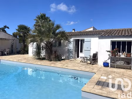 maison à loix (17111)