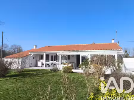 maison à la boissière-des-landes (85430)