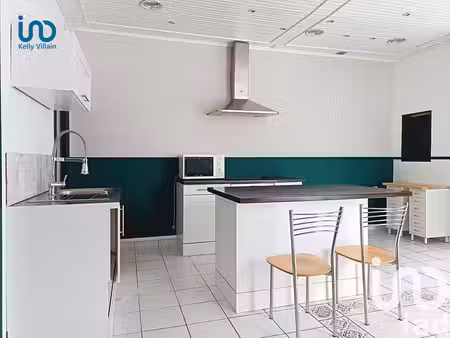 immeuble à maillezais (85420)