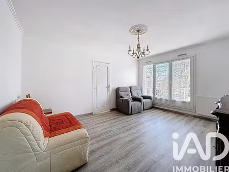 appartement à magny-les-hameaux (78114)