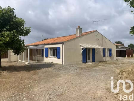 maison à aizenay (85190)