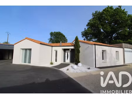 maison traditionnelle à chauché (85140)