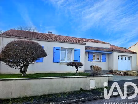 maison traditionnelle à la chaize le vicomte (85310)