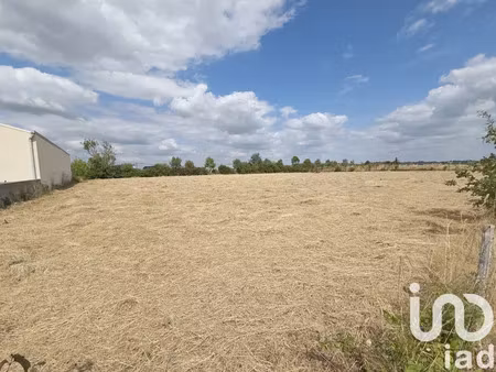 terrain à bâtir à montournais (85700)