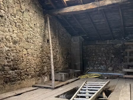 immeuble à pouzauges (85700)