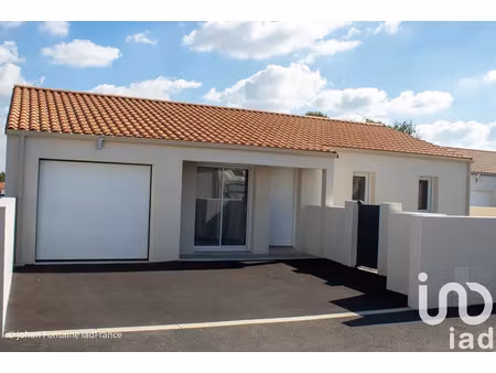 maison traditionnelle à la copechagnière (85260)