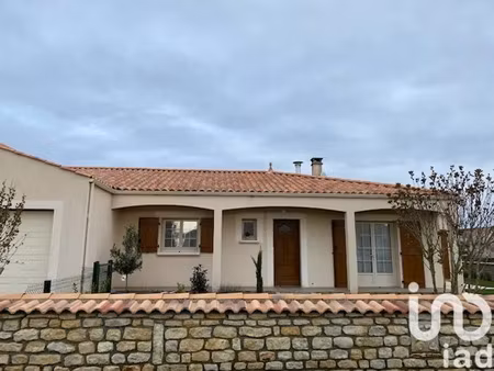 maison à sainte-radégonde-des-noyers (85450)