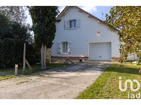 maison de village à dammartin-en-serve (78111)