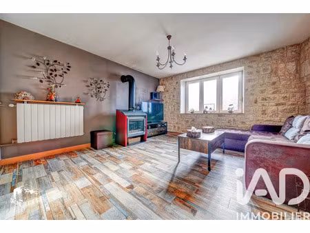 maison de village à bambiderstroff (57690)