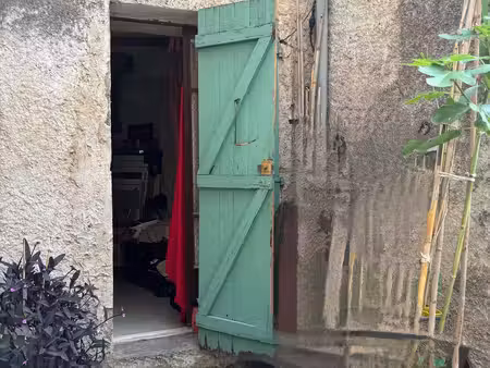 studio à la motte (83920)