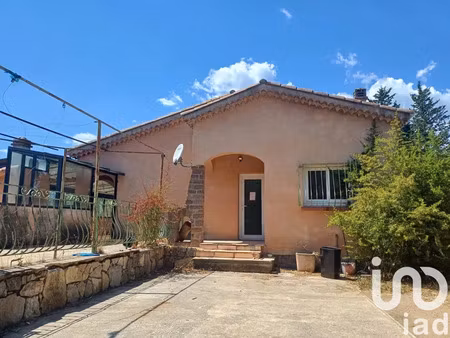 maison à callas (83830)