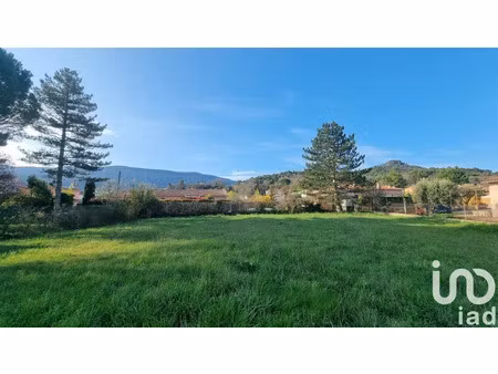 terrain à nans-les-pins (83860)