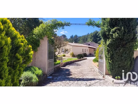 maison traditionnelle à la valette-du-var (83160)