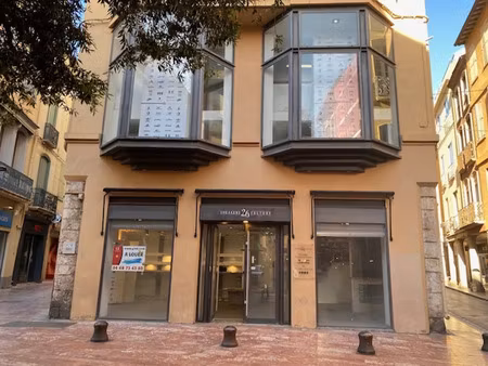 location local commercial 148m2 perpignan 66000 - 1870 € - surface privée