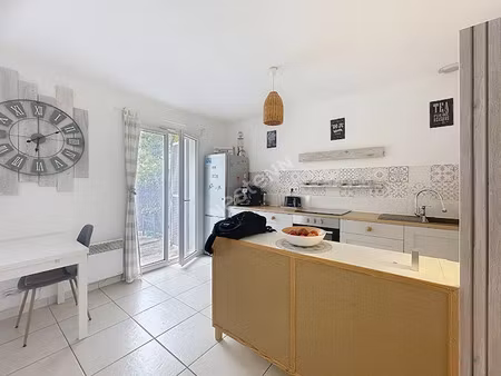 vente maison 4 pièces 79.69 m² à sanary-sur-mer (83110)  525 000 €