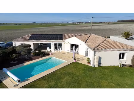 vente maison 5 pièces 163 m² à semussac (17120)  598 000 €