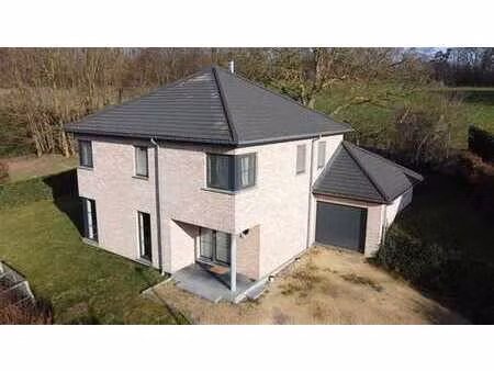 villa 4 chambres / quartier 4 sapins / peb b