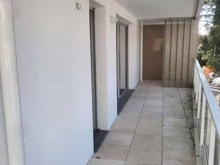 location appartement 3 pièces à nantes saint-jacques (44000) : à louer 3 pièces / 63m² nan