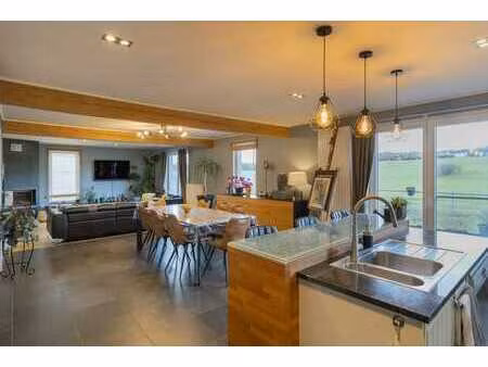 maison 4ch + 2sdb + jardin