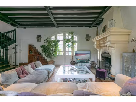 vente maison 5 pièces 181 m² à la varenne saint hilaire (94210)  995 000 €