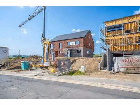 maison 3 ch. (poss.5) 2 sdb avec jardin en gros œuvre fermé