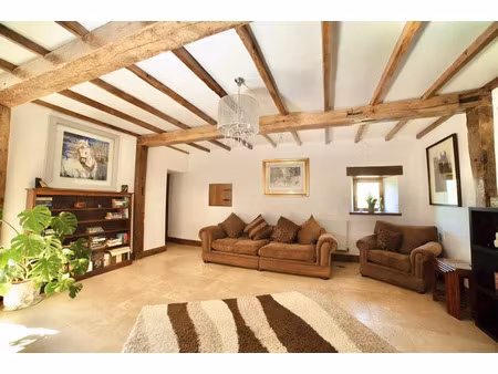 vente maison 11 pièces 200 m² à confolens (16500)  695 000 €